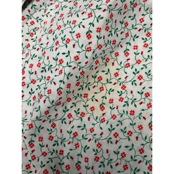 Handmade Floral Apron with Cross-Back Straps & Front Pockets 26"x24" - Picture 6 of 7